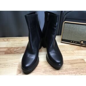 Naturalizer Genn-Reach Women's 10 Black Leather Side Zip Block Heel Ankle Boots